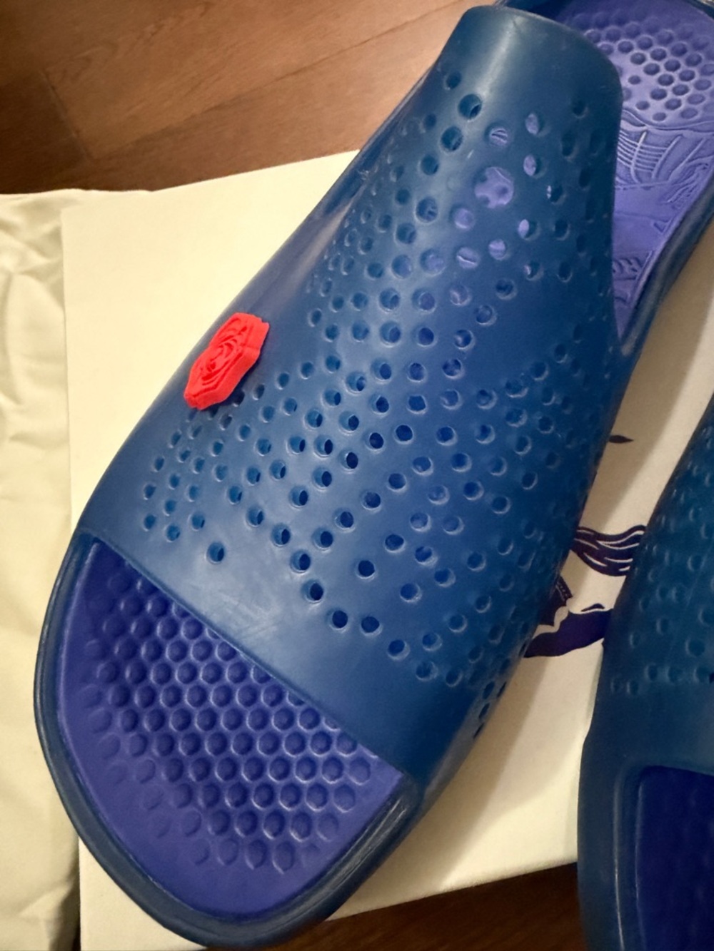 Burberry Mens Stingray Perforated Rubber Slides in Midnight Blue - Picture 7 of 10